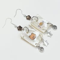 Image 2 of Sweet pea (brown) 