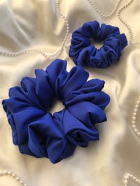 Image 6 of SCRUNCHIE STANDARD CORNFLOWER/CHABER