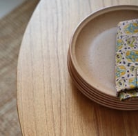 Image 1 of Lot d'assiettes en grès