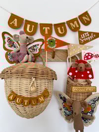 Image 2 of Autumn Bunting