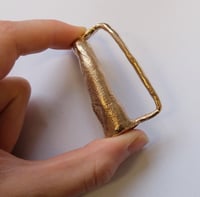 Image 3 of Finger belt loop in bronze