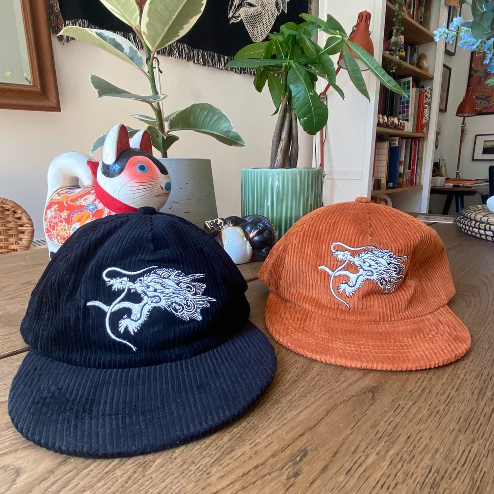 The dragon caudory hat black 