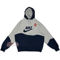 Image 4 of (XL) Nike Hoodie Pocket Flower “Skaru" 649