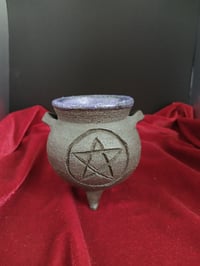 Image 1 of Mini Cauldron 1