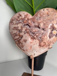 Image 3 of XL PINK AMETHYST HEART ON CUSTOM ROSE GOLD STAND -BRAZIL- B