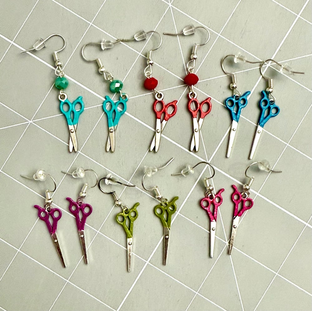 Image of Dainty Scissors Earrings