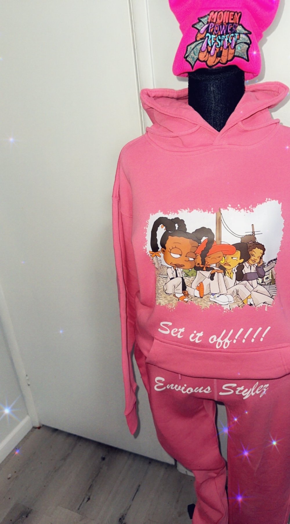 Image of Size medium set it off sweatsuit set unisex