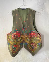 Image 1 of Chaleco feito a man. FOLIADA 137. Talla L