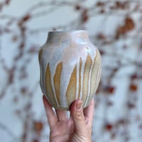 Image 1 of Drippy squish vase 3