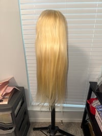 Image 1 of 26 inch 5x5 HD lace 613 straight wig 
