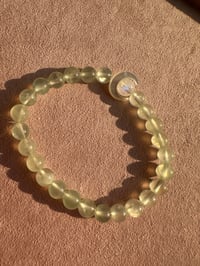Image 3 of prehnite bracelet 葡萄石水晶