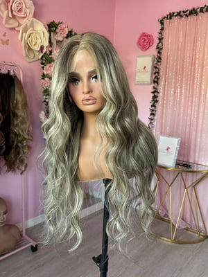 Image of human hair brown highlights (custom order) 