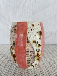 Image 1 of ‘Wild Nature’ Vase - 002