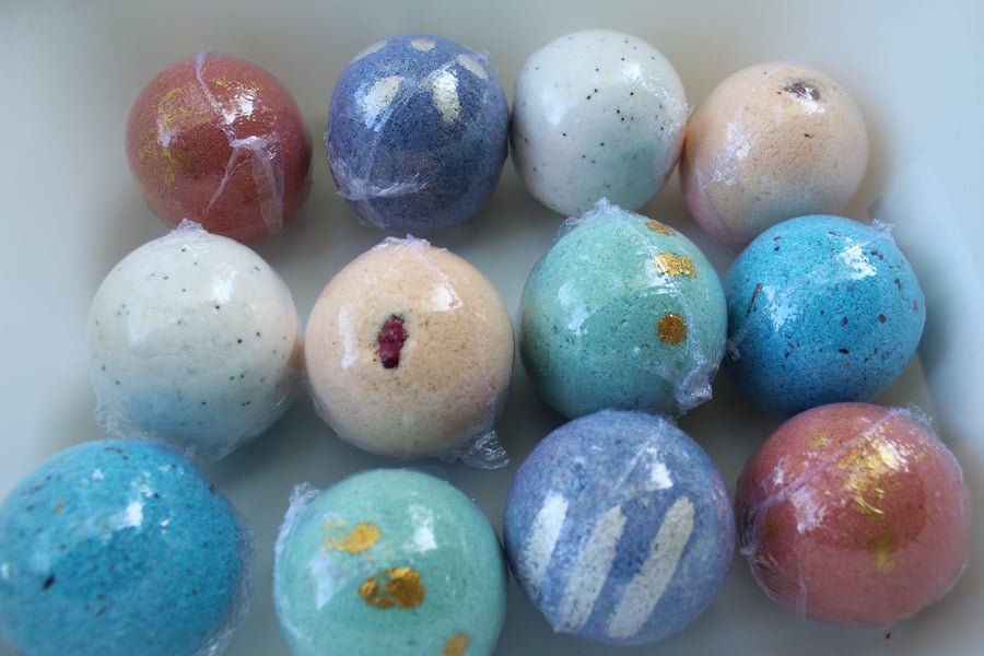 Image of Large Bath Bombs