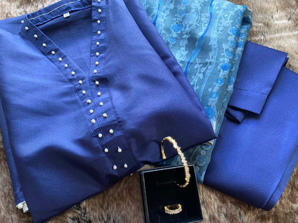 Blue digital print duppata suit 
