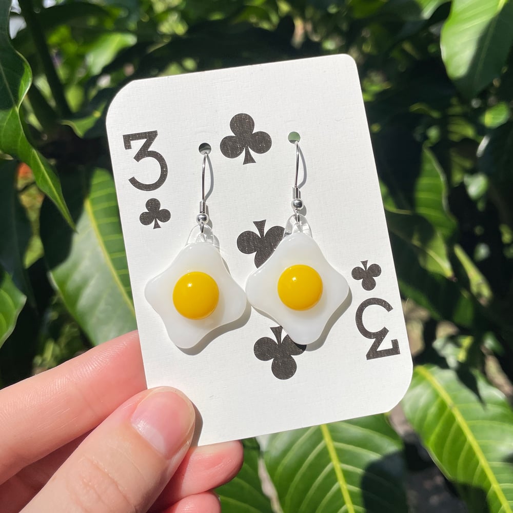 Image of Eggie earrings