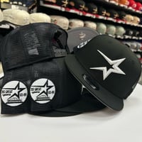 Image 2 of New Era 9Fifty Black-White Trucker 