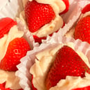 Image 5 of Fraise Crème Macarons