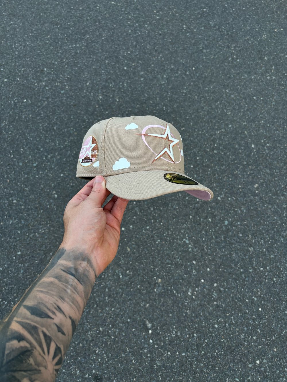 Image of PINK BRIM DESERT SAND HOUSTON ASTROS CUSTOM FITTED CAP