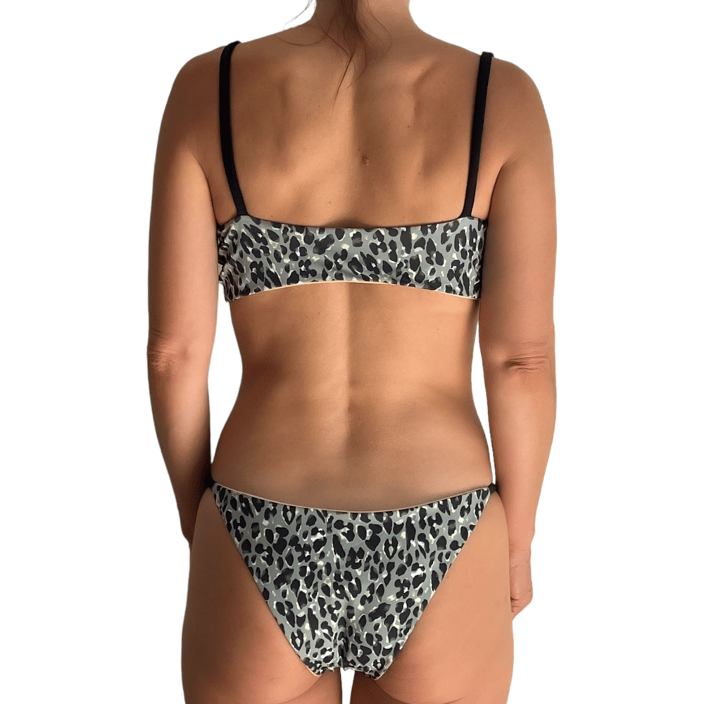 IBIZA || Knot Bikini top