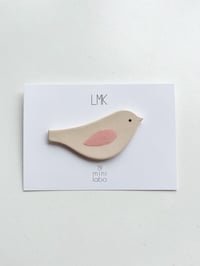 LMK x MINI LABO broche oiseau aile rose