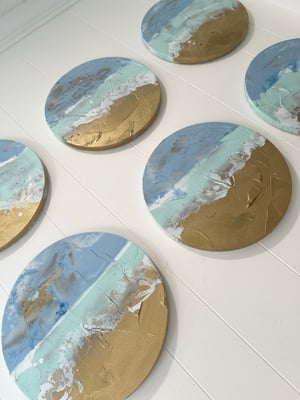 Image of “beach bubbles”