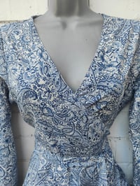 Image 5 of Wrap sari dress med to large navy white