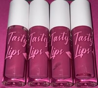 Image 1 of Orchid Kiss 