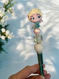 Image 5 of Arendelle Queen Pen