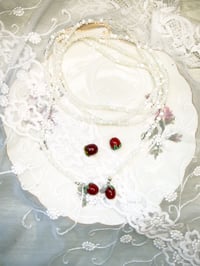 Image 1 of Berry Drop Necklace (with plump fruit)