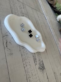 Image 2 of Oxalis earrings (3 colors)