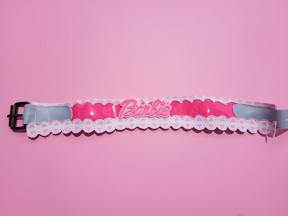 STEREOTYPICAL BARBIE INSPIRED CHOKER