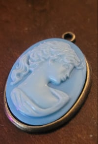 Image 3 of Vinatge Blue Cameo | Pendant