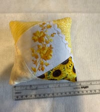 Image 1 of Yellow flowers 