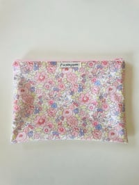 Image 1 of *NEW* La Pochette à maillots parfaite Liberty Betsy dragée enduit