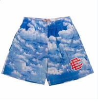 Mess shorts clouds 