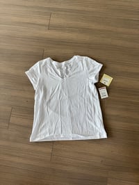 plain white tee (sz small)