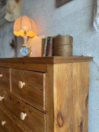 Image 4 of La commode anglaise 