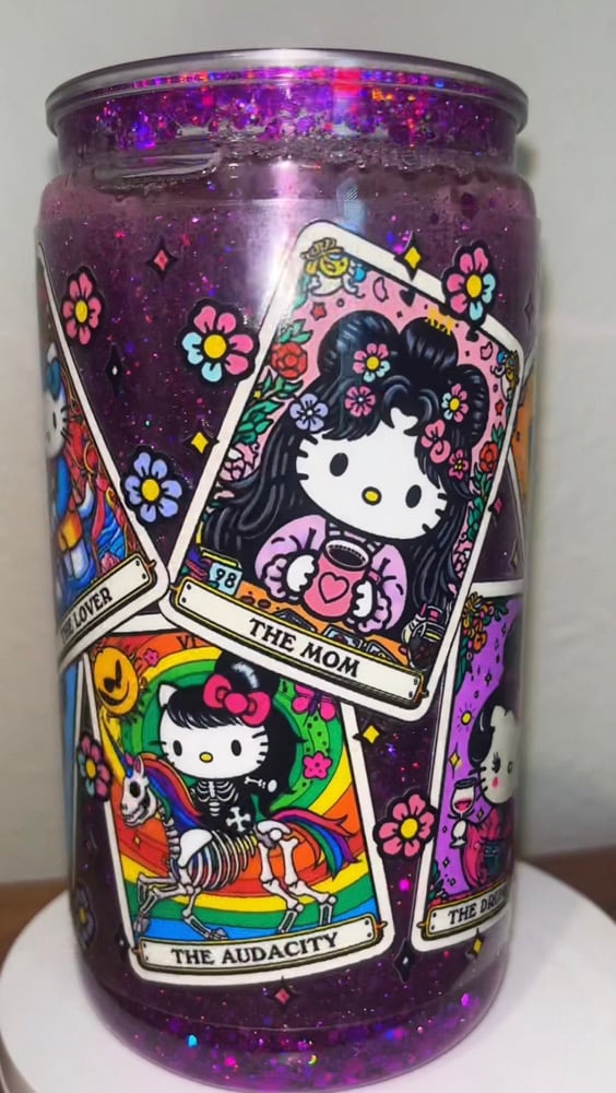 Image of Tartot Cards Hello Kitty Snow Globe