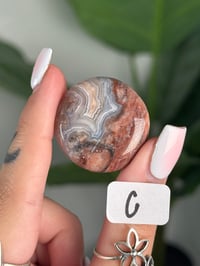 Image 5 of SANGRIA LACE AGATE MINI FLAT STONES