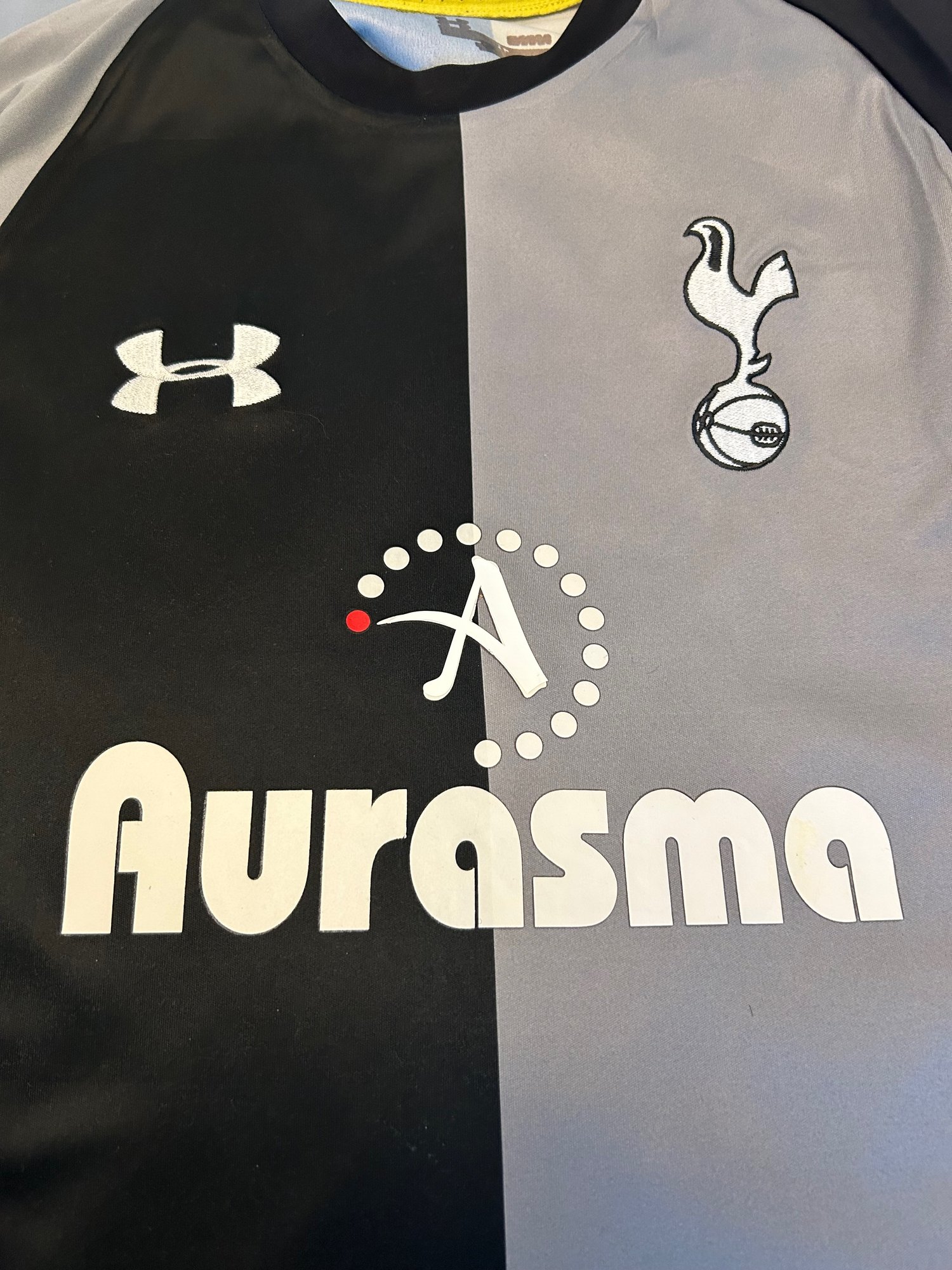 Image of Tottenham Hotspur “BALE 11” 2012/13 Third Shirt + PL patches (S)