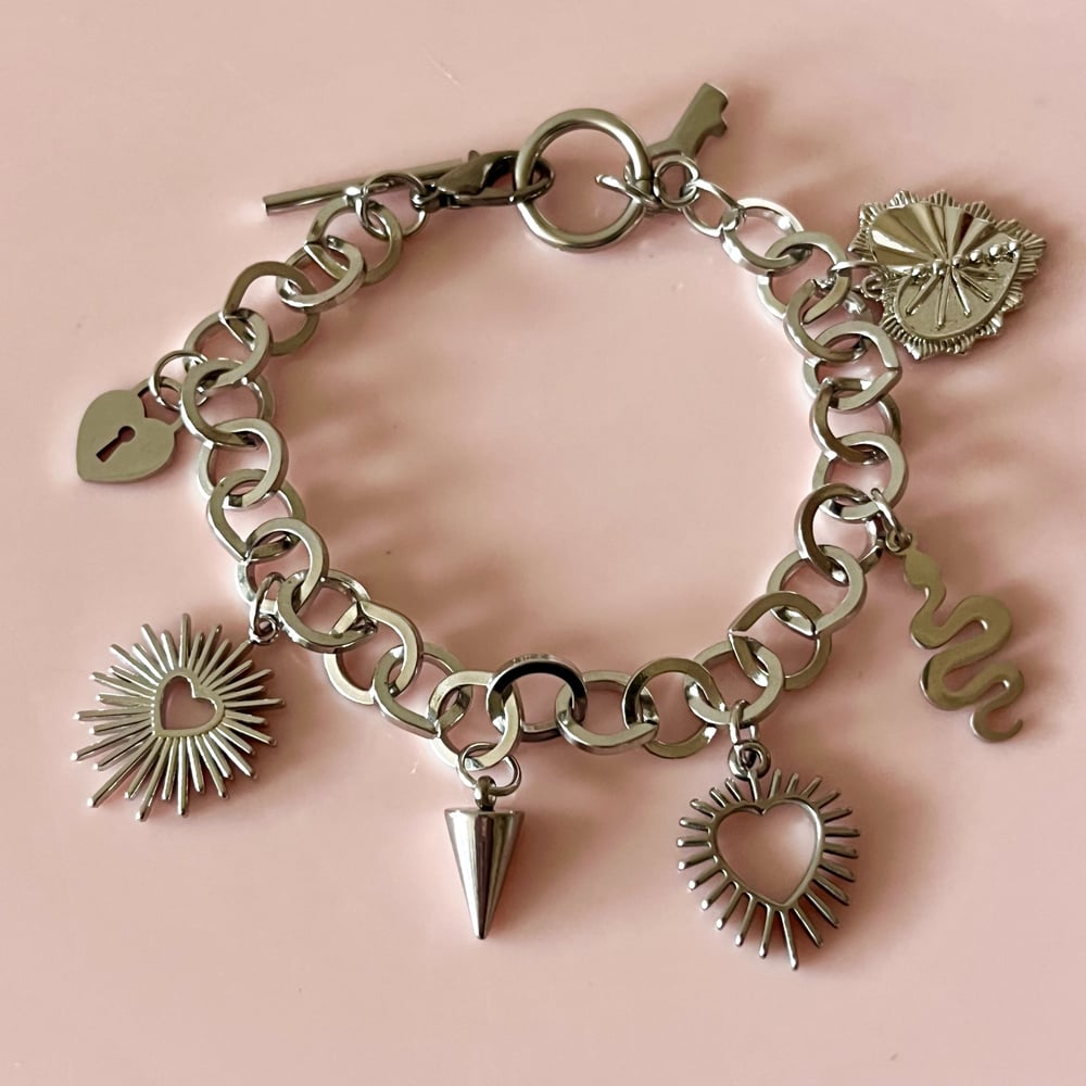 Image of Round Chain Charm Bracelet - Three