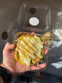  Pistachio crème 