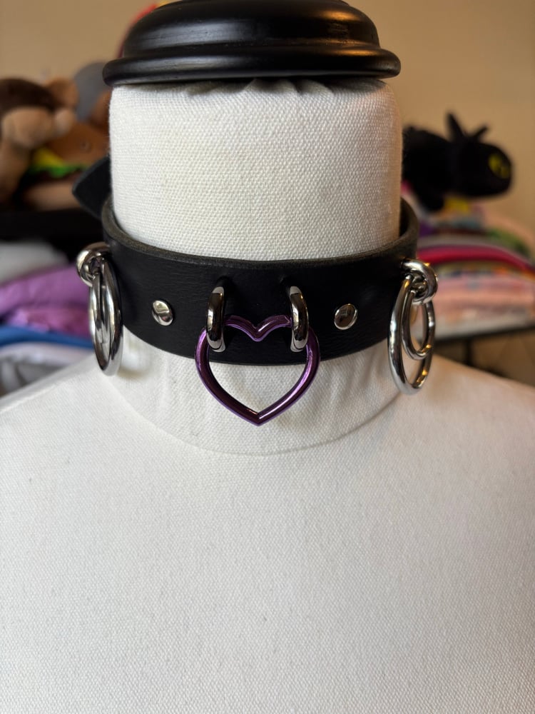 Image of Purple & Silver Black Leather Collar 