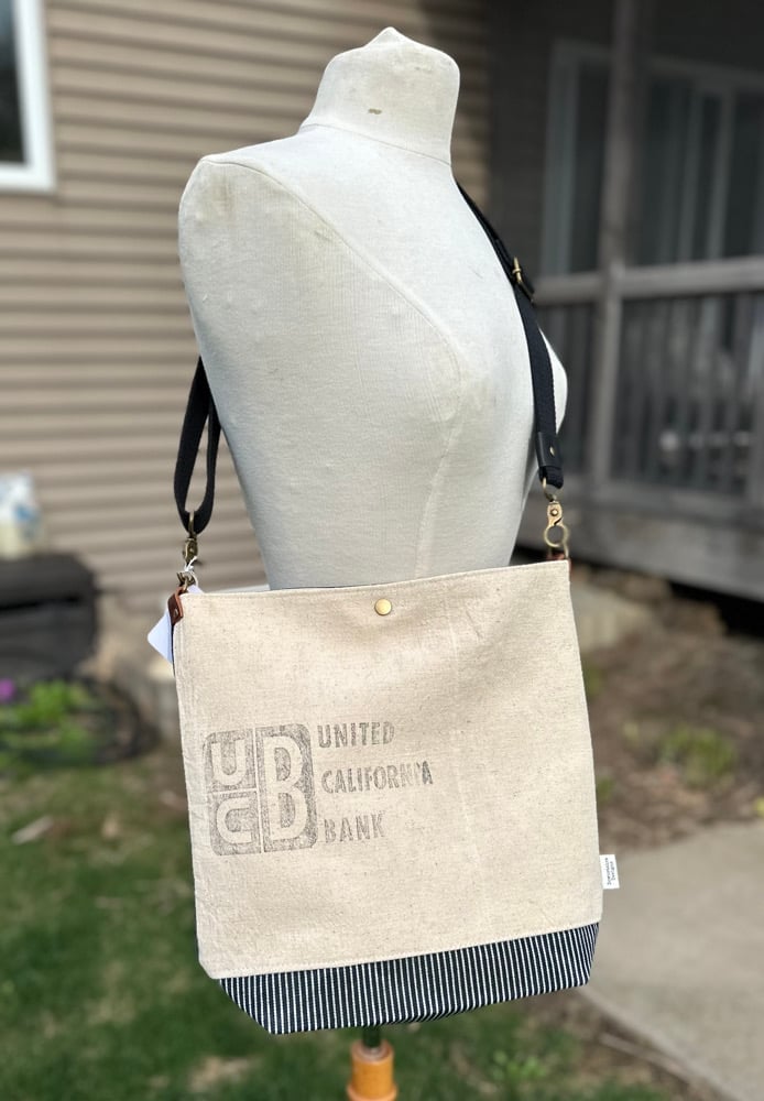 Image of Vintage Bank Bag Crossbody UCB