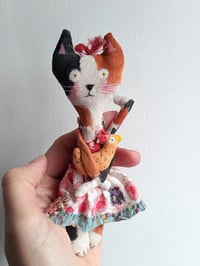 Image 1 of (Reserve for R) A cat and he friendship