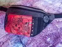 Image 2 of HIP BAG "hear nothing, see nothing, say nothing"