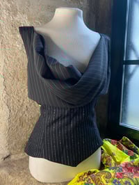 Image 8 of TOP FEITO A MAN. AQUELARRE2. Talla M. Deseño exclusivo!