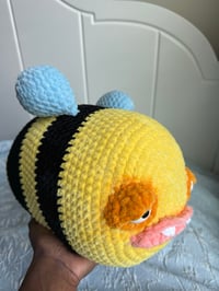 Image 2 of Mr. Bee