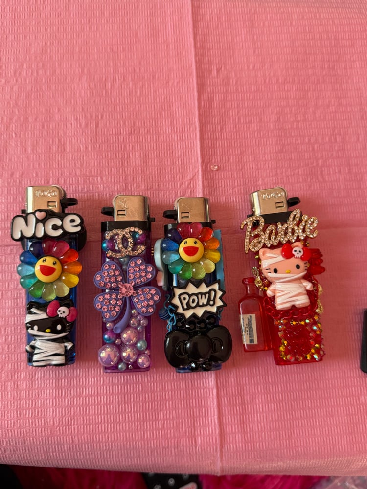 Image of Junk case lighters 